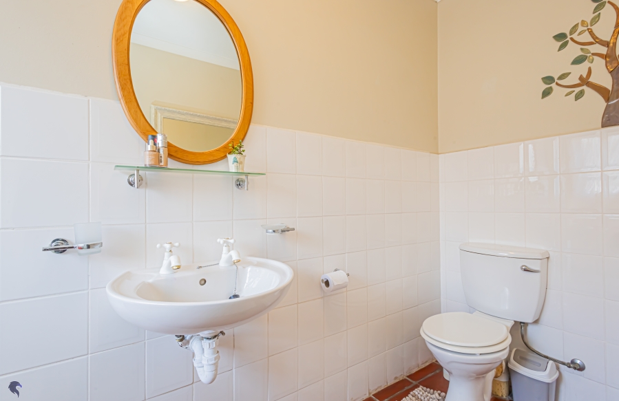 4 Bedroom Property for Sale in Country Club Western Cape